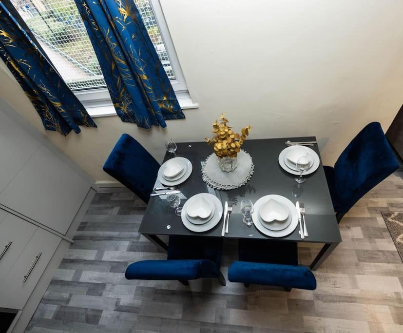 1 Bedroom-Sofabed-Worktable-4-Wifi-Parking ลอนดอน ภายนอก รูปภาพ